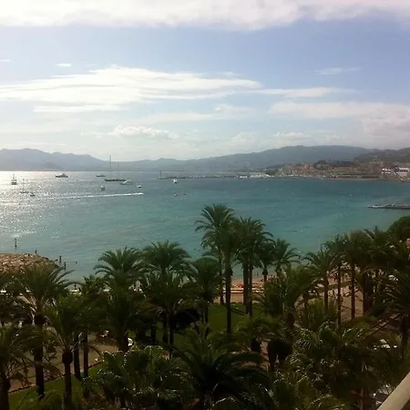 Seaview La Reale Croisette Апартаменты *