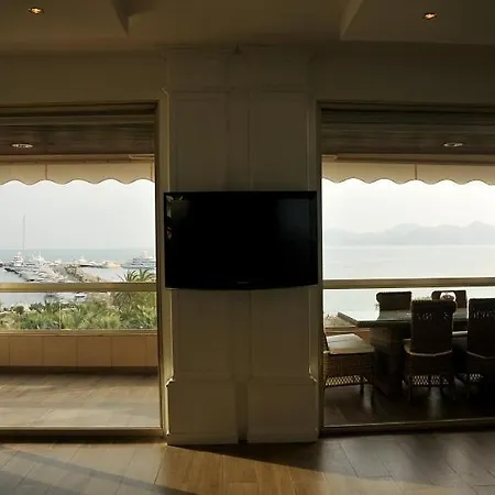 Апартаменты Seaview La Reale Croisette *