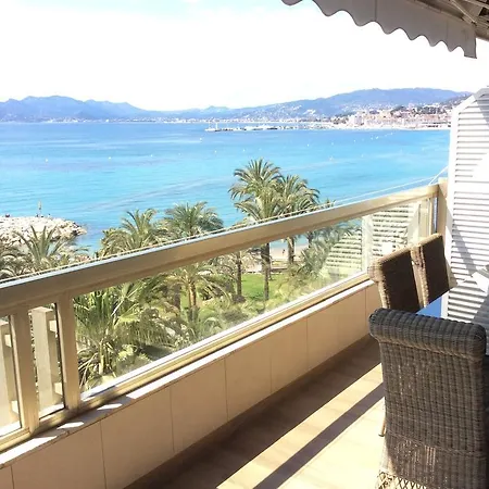 Seaview La Reale Croisette Апартаменты *