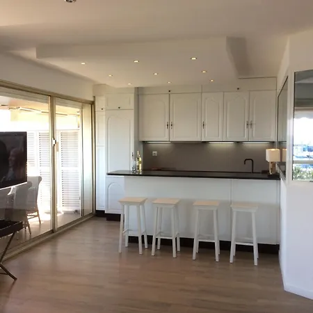Seaview La Reale Croisette Appartement *
